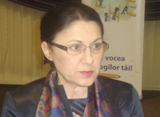 Andronescu răspunde criticilor PDL